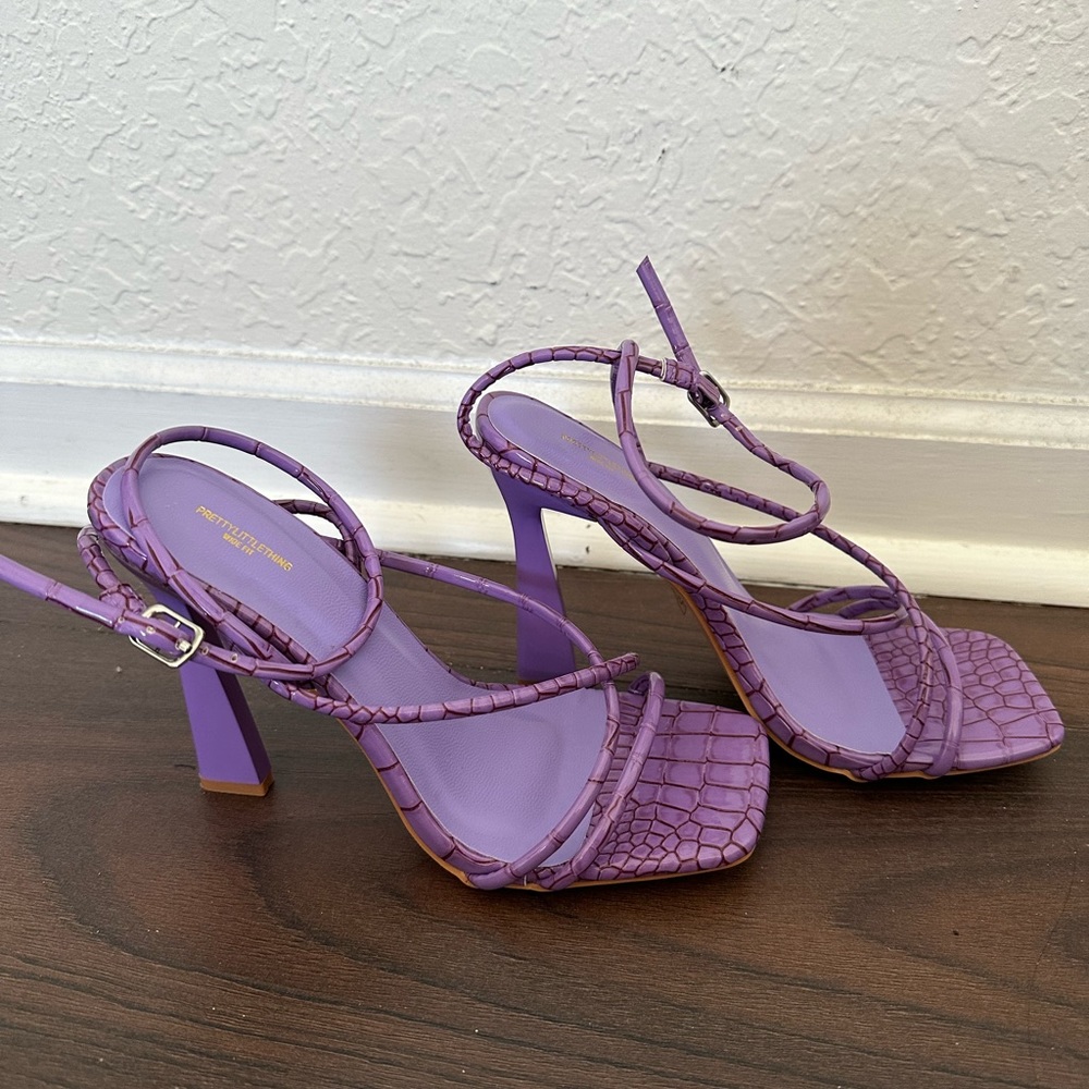 Beautiful new heels!
If you have and question just let me know